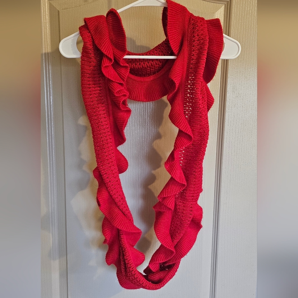 Collection Eighteen ruffles knit infinity scarf. Potato Chip Scarf. Vibrant Red